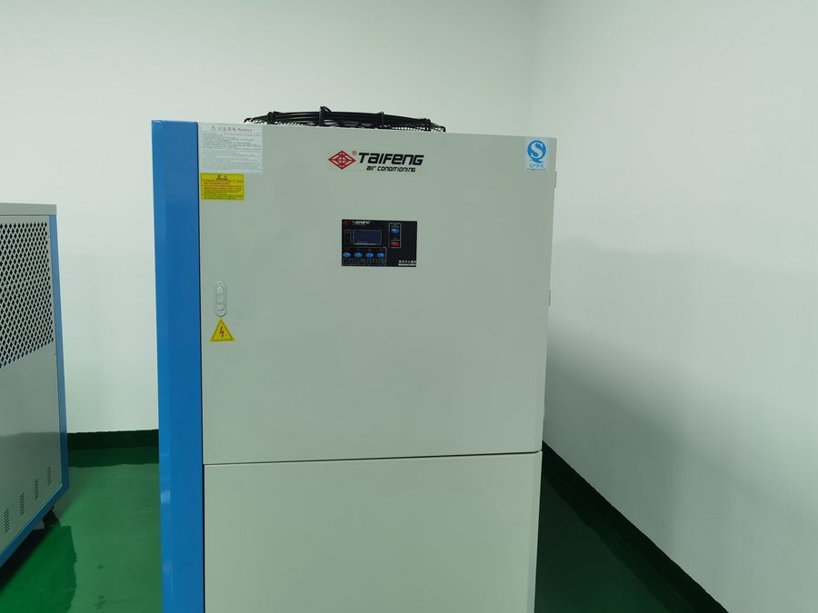 風冷冷水機如何設(shè)置溫度？