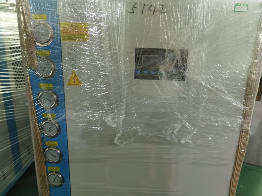 高壓工業冷水機